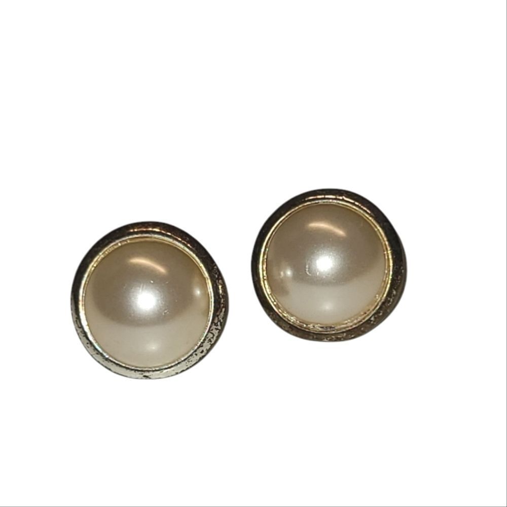 Vintage Faux Pearl Stud Earrings